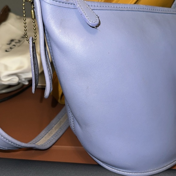 VINTAGE COACH MAGGIE DUFFLE CROSSBODY BAG PERIWINKLE BLUE 9019 USA - Picture 4 of 16